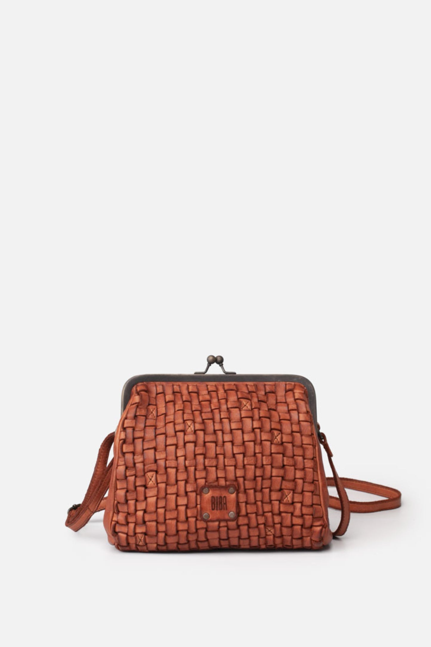 KANSAS - Braided Clasp Bag