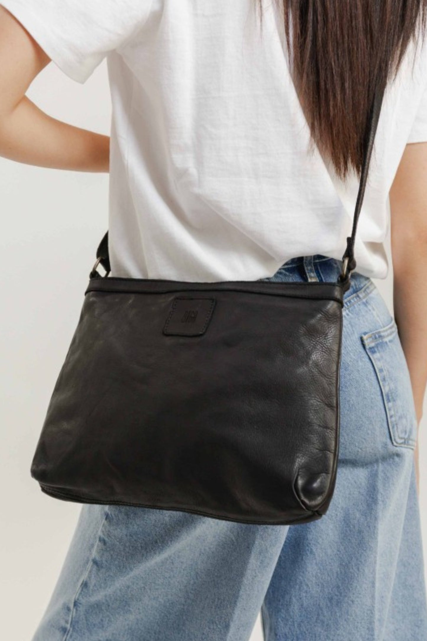 BOSTON - Medium Crossbody Bag