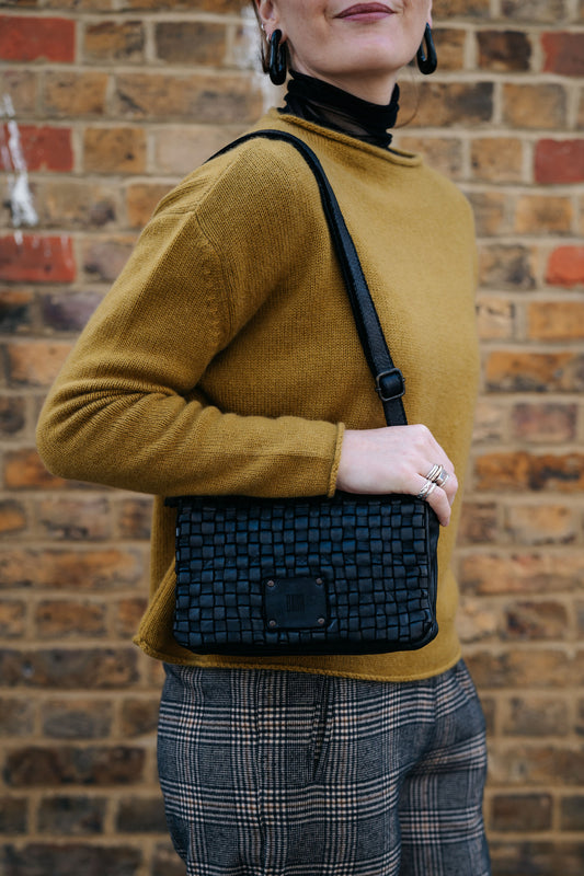 KANSAS - Flap Cross Body Bag