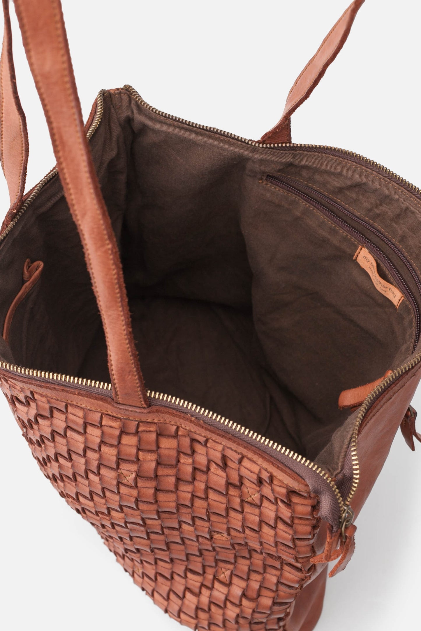 KANSAS - Braided Leather Bag