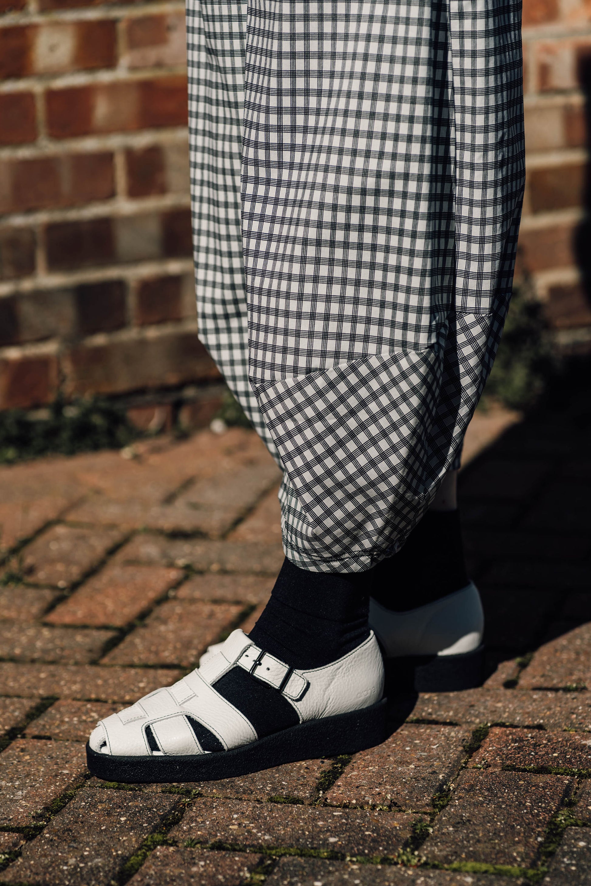 ARCHE - Comaya Sandals – Carole Ridley