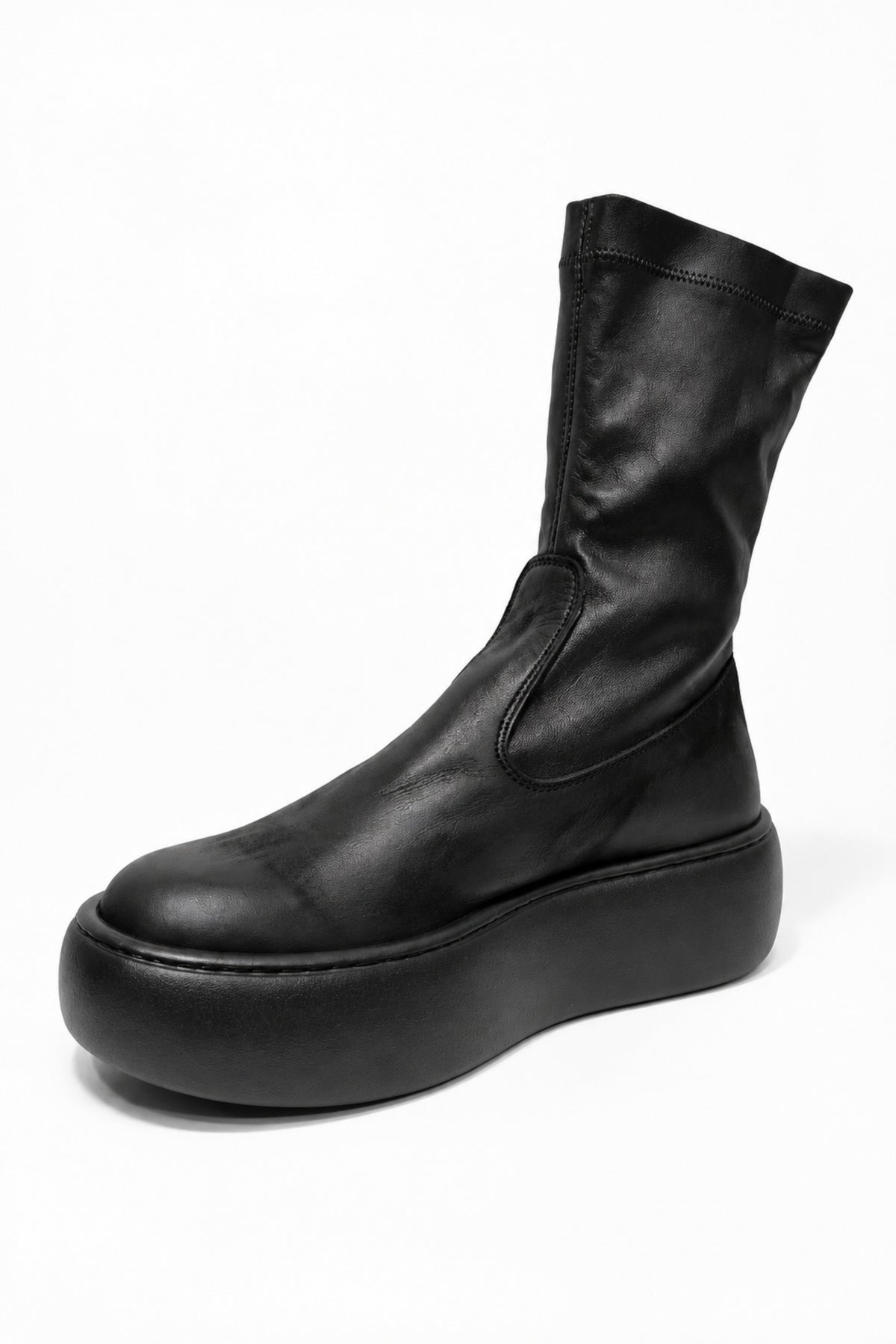 LOFINA - Thick Flat Sole Boots