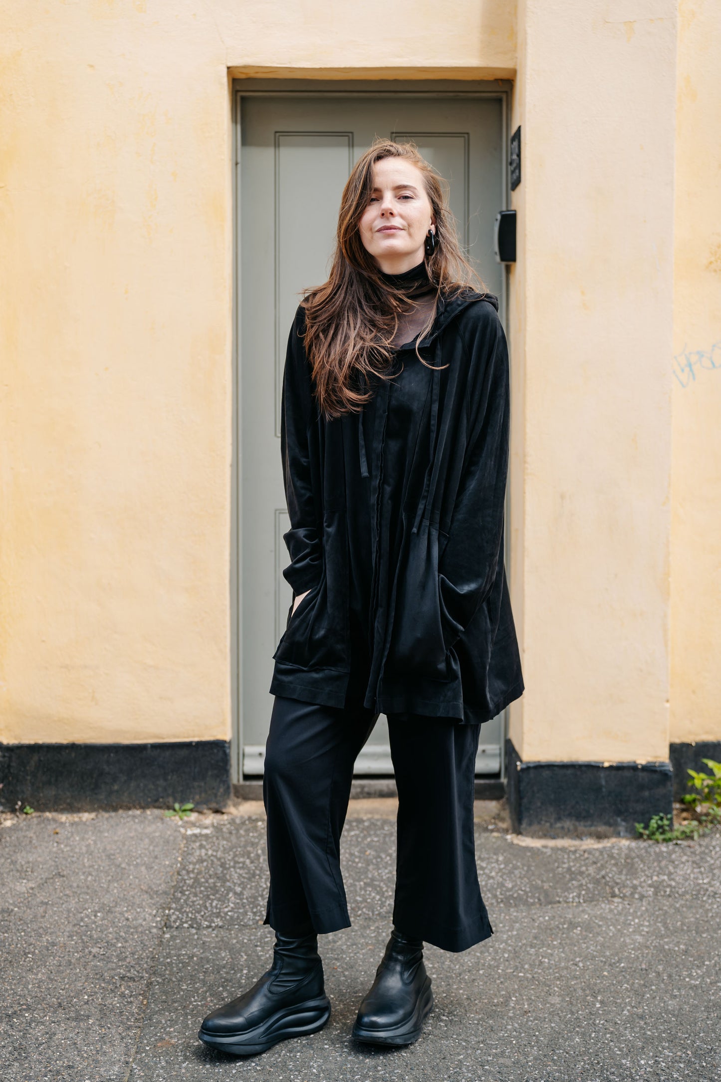 LOFINA - Black Futuristic Boots