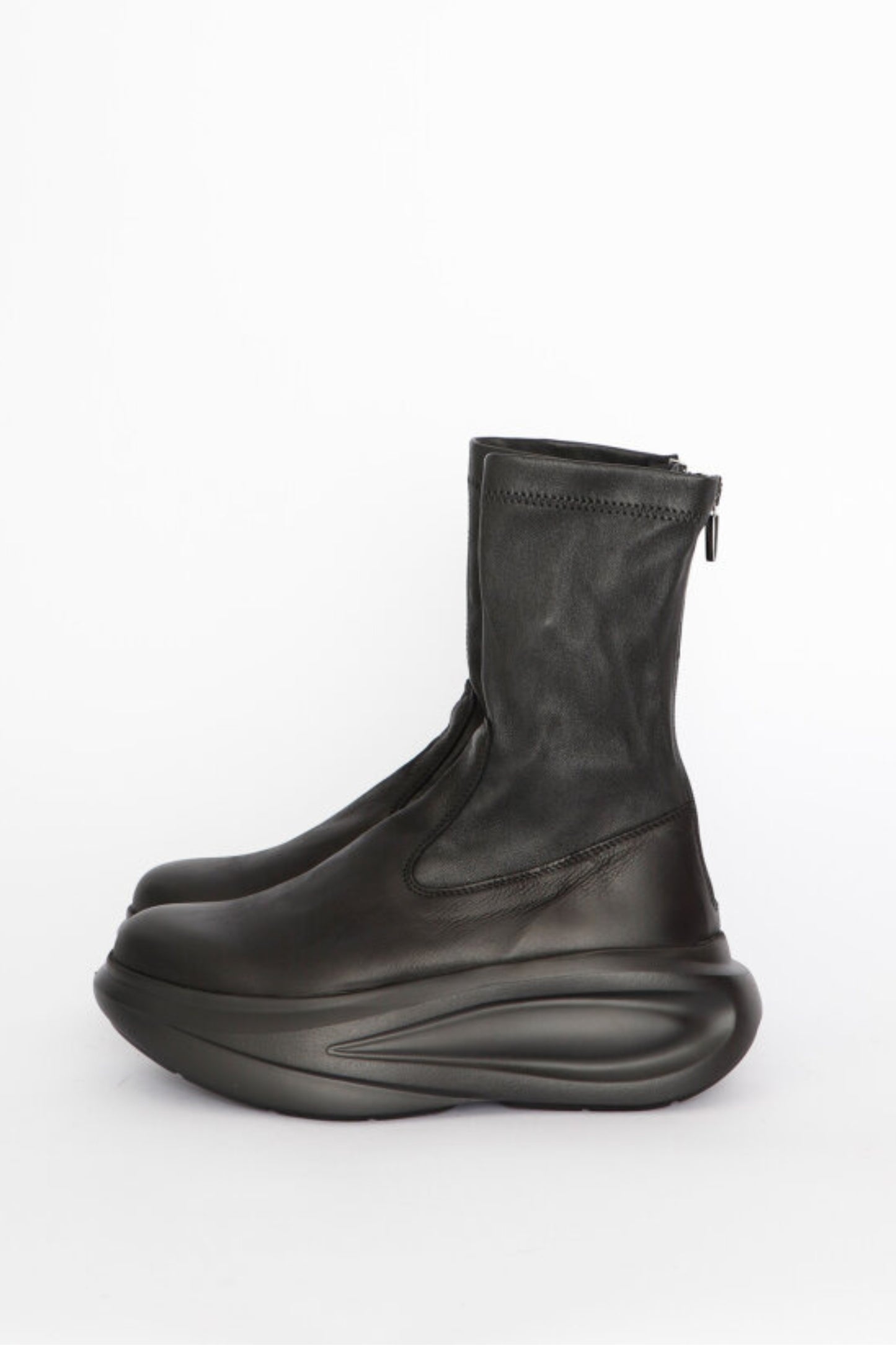 LOFINA - Black Futuristic Boots