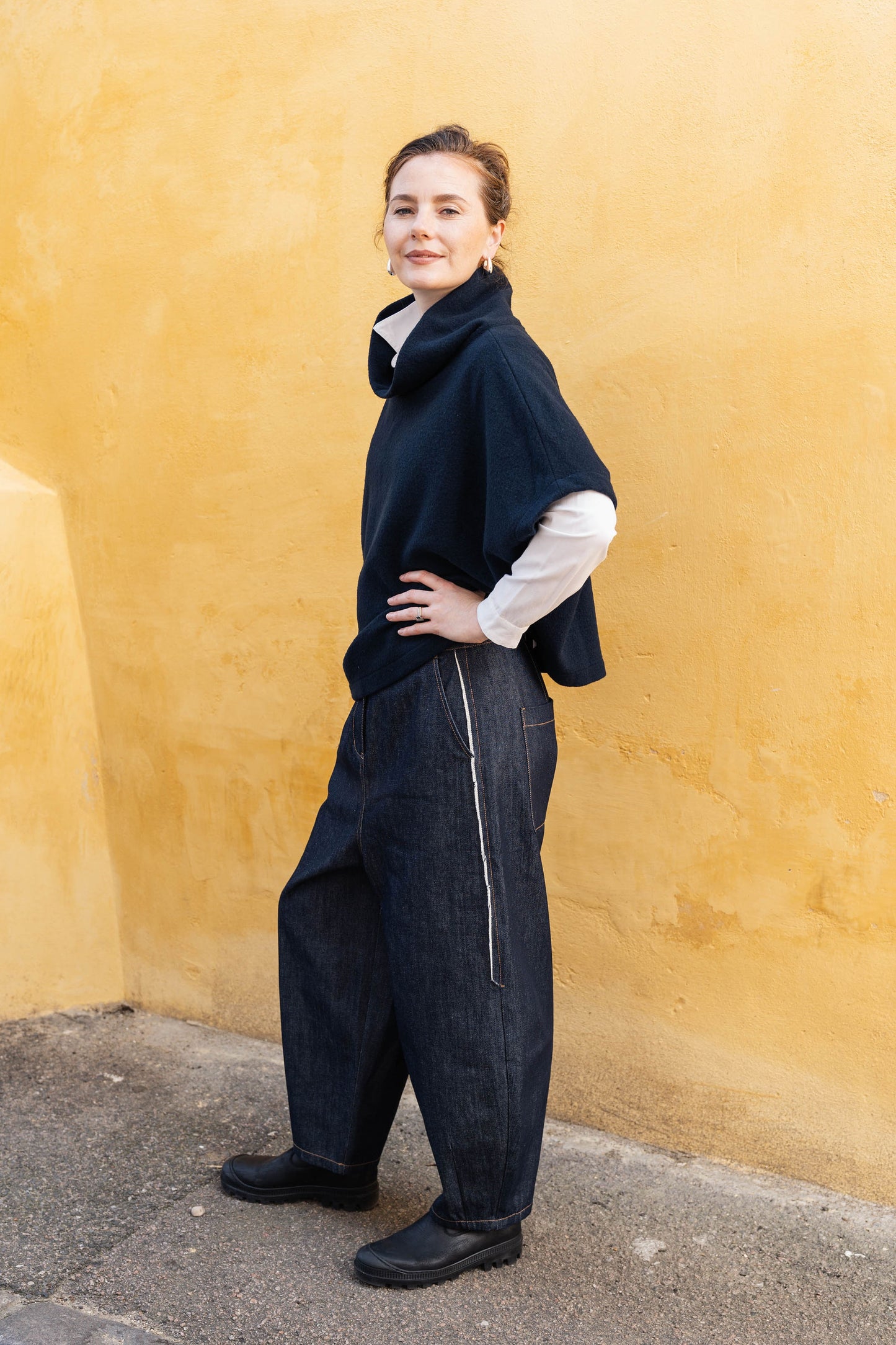 Relaxed Denim Thread Trousers