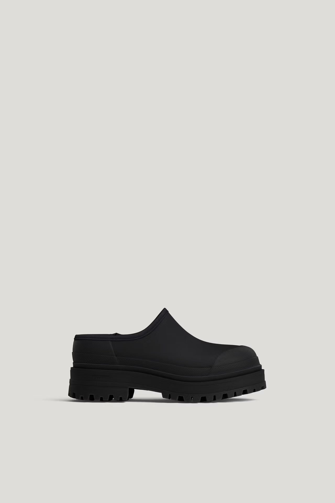 Ari Rubber Clogs