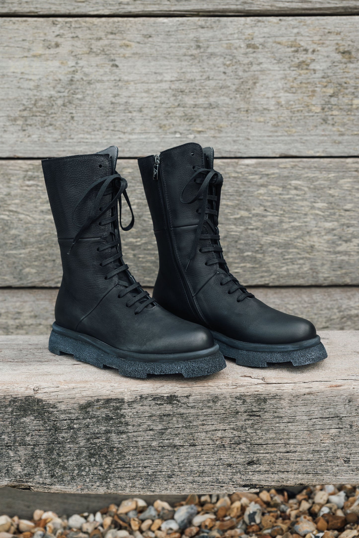 LOFINA - Mid Leather Boot - Black