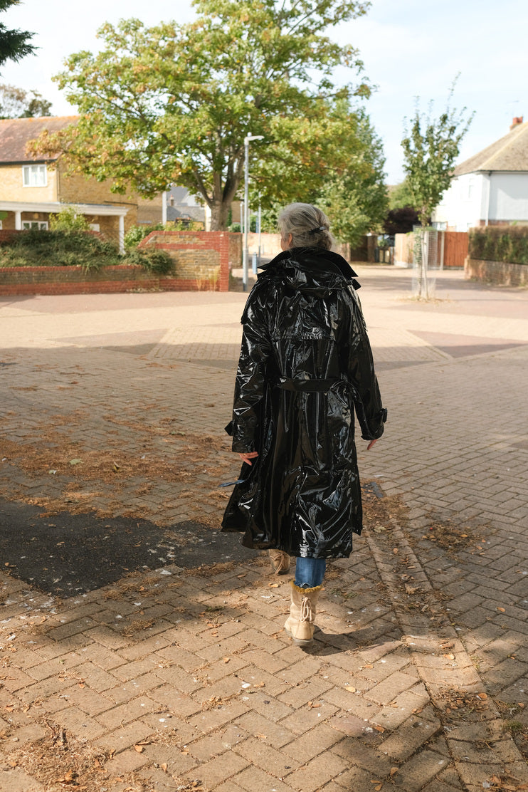 RE-CYCLED - Trench Coat- Black Lac